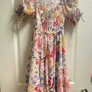 Brand new pretty dress.